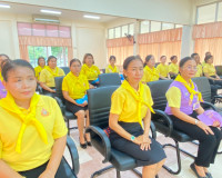 รองผู้ว่าราชการจังหวัดสุราษฎร์ธานี ประธานในพิธีรับมอบหมวกและ ... พารามิเตอร์รูปภาพ 5