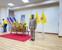 รองผู้ว่าราชการจังหวัดสุราษฎร์ธานี ประธานในพิธีรับมอบหมวกและ ... พารามิเตอร์รูปภาพ 9