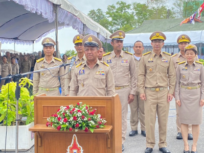 รองผู้ว่าราชการจังหวัดสุราษฎร์ธานี เป็นประธานในพิธีบวงสรวงแล ... พารามิเตอร์รูปภาพ 1