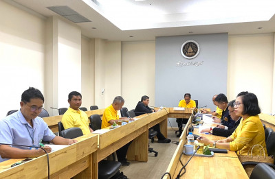รองผู้ว่าราชการจังหวัดสุราษฎร์ธานี เป็นประธานในการประชุมคณะก ... พารามิเตอร์รูปภาพ 1