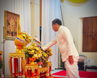 รองผู้ว่าราชการจังหวัดสุราษฎร์ธานี พร้อมด้วย นางพรรณทิพย์ เจ ... พารามิเตอร์รูปภาพ 2