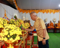รัฐมนตรีว่าการกระทรวงแรงงาน เปิดงาน “วิสาขบูชา มรดกไชยา มรดก ... พารามิเตอร์รูปภาพ 6