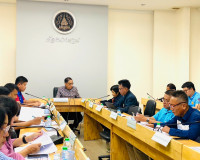 รองผู้ว่าราชการจังหวัดสุราษฎร์ธานี เป็นประธานในการประชุมคณะก ... พารามิเตอร์รูปภาพ 1