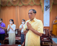 รองผู้ว่าราชการจังหวัดสุราษฎร์ธานี กล่าวต้อนรับพระสังฆาธิการ ... พารามิเตอร์รูปภาพ 4