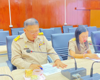 รองผู้ว่าราชการจังหวัดสุราษฎร์ธานี เป็นประธานการประชุมโครงกา ... พารามิเตอร์รูปภาพ 4