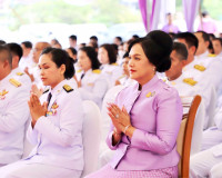 ผู้ว่าฯ สุราษฎร์ธานีนำประชาชนทุกหมูเหล่าร่วมพิธีทำบุญตักบาตร ... พารามิเตอร์รูปภาพ 3