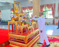 รองผู้ว่าราชการจังหวัดสุราษฎร์ธานี เป็นประธานในพิธีเจริญพระพ ... พารามิเตอร์รูปภาพ 2