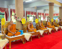 รองผู้ว่าราชการจังหวัดสุราษฎร์ธานี เป็นประธานในพิธีเจริญพระพ ... พารามิเตอร์รูปภาพ 8