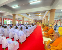 รองผู้ว่าราชการจังหวัดสุราษฎร์ธานี เป็นประธานในพิธีเจริญพระพ ... พารามิเตอร์รูปภาพ 11