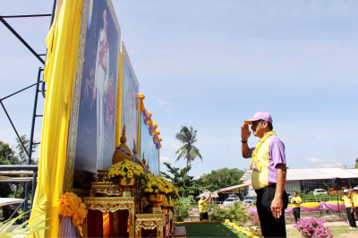จังหวัดสุราษฎร์ธานีจัดกิจกรรมจิตอาสาพัฒนาเนื่องในวันอานันทมห ... พารามิเตอร์รูปภาพ 1