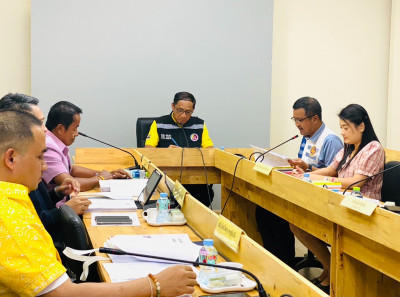 รองผู้ว่าราชการจังหวัดสุราษฎร์ธานี เป็นประธานการประชุมคณะกรร ... พารามิเตอร์รูปภาพ 1