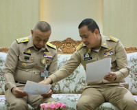 ผู้ว่าราชการจังหวัดสุราษฎร์ธานี ต้อนรับ ผู้บัญชาการทหารเรือ  ... พารามิเตอร์รูปภาพ 8