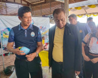 รองผู้ว่าราชการจังหวัดสุราษฎร์ธานี เป็นประธานในพิธีเปิดกิจกร ... พารามิเตอร์รูปภาพ 6
