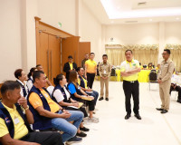 ผู้ว่าราชการจังหวัดสุราษฎร์ธานี ตรวจเยี่ยม การ เลือกสว.ระดับ ... พารามิเตอร์รูปภาพ 2