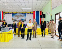 ผู้ว่าราชการจังหวัดสุราษฎร์ธานี ตรวจเยี่ยม การ เลือกสว.ระดับ ... พารามิเตอร์รูปภาพ 14
