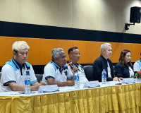 รองผู้ว่าราชการจังหวัดสุราษฎร์ธานี กล่าวแสดงความยินดีของในโอ ... พารามิเตอร์รูปภาพ 3