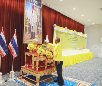 สุราษฎร์ธานีจัดพิธีมอบกล้าไม้ภายใต้โครงการ 72 ล้านต้น พลิกฟื ... พารามิเตอร์รูปภาพ 1