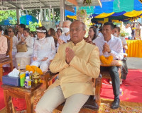 รองผู้ว่าราชการจังหวัดสุราษฎร์ธานี ร่วมพิธีบรรจุพระบรมสารีริ ... พารามิเตอร์รูปภาพ 1