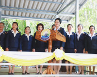 เหล่ากาชาดจังหวัดสุราษฎร์ธานี มอบบ้านตามโครงการ &quot;ซ่อมแซมบ้าน ... พารามิเตอร์รูปภาพ 8
