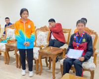 รองผู้ว่าราชการจังหวัดสุราษฎร์ธานีให้โอวาท และอวยพรนักกีฬาขอ ... พารามิเตอร์รูปภาพ 5