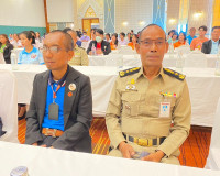 รองผู้ว่าราชการจังหวัดสุราษฎร์ธานี เป็นประธานมอบเกียรติบัตรใ ... พารามิเตอร์รูปภาพ 5