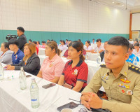 รองผู้ว่าราชการจังหวัดสุราษฎร์ธานี เป็นประธานมอบเกียรติบัตรใ ... พารามิเตอร์รูปภาพ 10