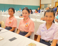 รองผู้ว่าราชการจังหวัดสุราษฎร์ธานี เป็นประธานมอบเกียรติบัตรใ ... พารามิเตอร์รูปภาพ 11