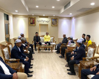 รองผู้ว่าราชการจังหวัดสุราษฎร์ธานี ต้อนรับ ดร.ธงชัย ปิติเศรษ ... พารามิเตอร์รูปภาพ 1