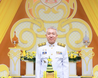 ผู้ว่าราชการจังหวัดสุราษฎร์ธานี พร้อมด้วย นายกเหล่ากาชาดจังห ... พารามิเตอร์รูปภาพ 6