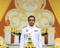 ผู้ว่าราชการจังหวัดสุราษฎร์ธานี พร้อมด้วย นายกเหล่ากาชาดจังห ... พารามิเตอร์รูปภาพ 11