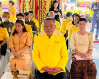 พุทธศาสนิกชนชาวสุราษฎร์ธานีร่วมเจริญพระพุทธมนต์เฉลิมพระเกียร ... พารามิเตอร์รูปภาพ 1