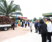 รองนายกรัฐมนตรีและรัฐมนตรีว่าการกระทรวงพลังงาน ลงพื้นที่จังห ... พารามิเตอร์รูปภาพ 20