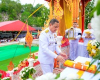 ผู้ว่าราชการจังหวัดสุราษฎร์ธานี เป็นประธานในพิธีพระราชทานเพล ... พารามิเตอร์รูปภาพ 7