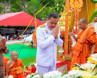 ผู้ว่าราชการจังหวัดสุราษฎร์ธานี เป็นประธานในพิธีพระราชทานเพล ... พารามิเตอร์รูปภาพ 9