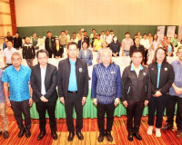 รองผู้ว่าราชการจังหวัดสุราษฎร์ธานี เป็นประธานเปิดการประชุมปั ... พารามิเตอร์รูปภาพ 5