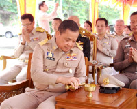ผู้ว่าฯ สุราษฎร์ธานีนำข้าราชการและประชาชนร่วมพิธีถวายพระพรชั ... พารามิเตอร์รูปภาพ 14