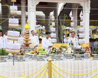 ผู้ว่าราชการจังหวัดสุราษฎร์ธานี เป็นประธานประกอบพิธีพลีกรรมต ... พารามิเตอร์รูปภาพ 12