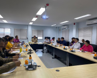รองผู้ว่าราชการจังหวัดสุราษฎร์ธานี เป็นประธานในการประชุมคณะก ... พารามิเตอร์รูปภาพ 1