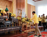 จังหวัดสุราษฎร์ธานีจัดพิธีทำบุญตักบาตรโครงการบรรพชาอุปสมบทเฉ ... พารามิเตอร์รูปภาพ 2