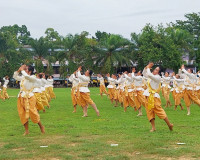 ผู้ว่าราชการจังหวัดสุราษฎร์ธานี เปิดกิจกรรมเฉลิมพระเกียรติพร ... พารามิเตอร์รูปภาพ 6