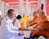 จังหวัดสุราษฎร์ธานีจัดพิธีสมโภชและถวายเทียนพรรษาพระราชทาน พร ... พารามิเตอร์รูปภาพ 15