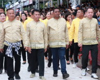 จังหวัดสุราษฎร์ธานีนำเรือพนมพระถ้วยรางวัลพระราชทาน ร่วมแสดงโ ... พารามิเตอร์รูปภาพ 10
