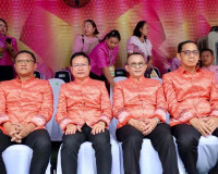 จังหวัดสุราษฎร์ธานีนำเรือพนมพระถ้วยรางวัลพระราชทาน ร่วมแสดงโ ... พารามิเตอร์รูปภาพ 21