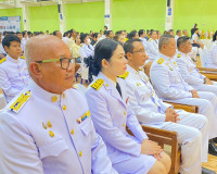 รองผู้ว่าราชการจังหวัดสุราษฎร์ธานี เป็นประธานในพิธีถวายพระพร ... พารามิเตอร์รูปภาพ 4