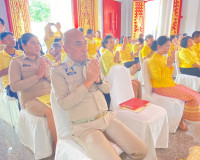 รองผู้ว่าราชการจังหวัดสุราษฎร์ธานี เป็นประธานในพิธีเจริญพระพ ... พารามิเตอร์รูปภาพ 3