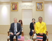 จังหวัดสุราษฎร์ธานีต้อนรับเอกอัครราชทูตสหรัฐอเมริกาประจำประเ ... พารามิเตอร์รูปภาพ 4