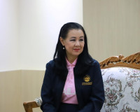 รองผู้ว่าราชการจังหวัดสุราษฎร์ธานี ให้การต้อนรับ นางทัศนีย์  ... พารามิเตอร์รูปภาพ 3