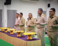 จังหวัดสุราษฎร์ธานี จัดพิธีมอบเหรียญพระราชทานแก่นักปกครองท้อ ... พารามิเตอร์รูปภาพ 2
