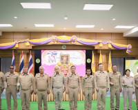 จังหวัดสุราษฎร์ธานี จัดพิธีมอบเหรียญพระราชทานแก่นักปกครองท้อ ... พารามิเตอร์รูปภาพ 12