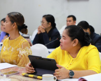รองผู้ว่าราชการจังหวัดสุราษฎร์ธานี เป็นประธานการประชุมนำเสนอ ... พารามิเตอร์รูปภาพ 3